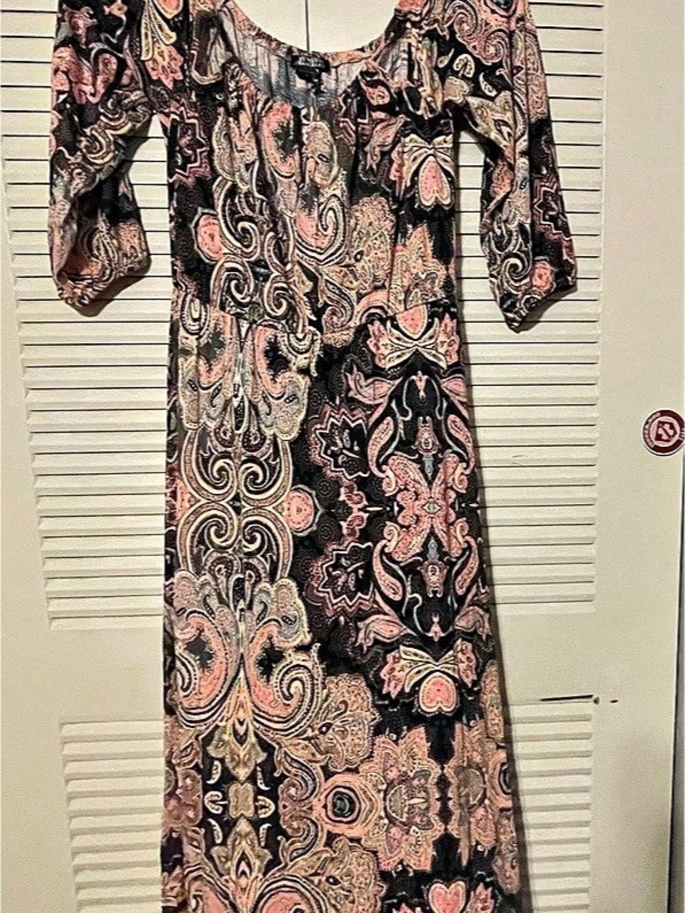 Venus Lascanа Venus Lascanа Paisley Maxi Dress in Black & Pink Size Medium